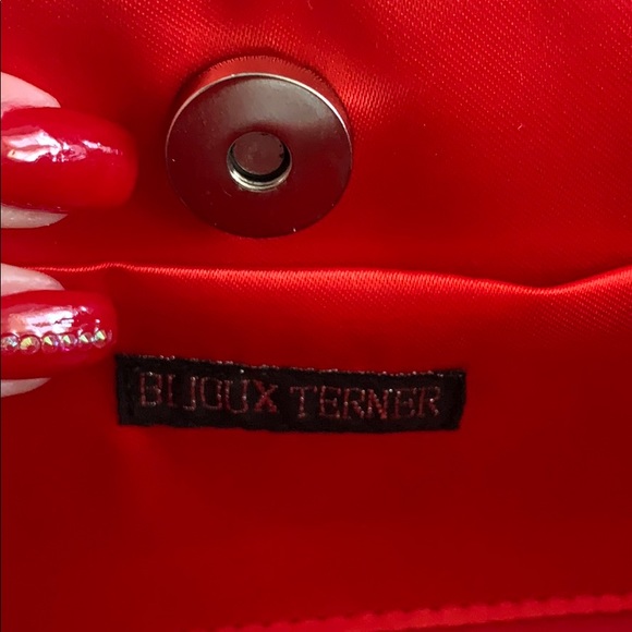 Red beaded evening clutch - Picture 4 of 4